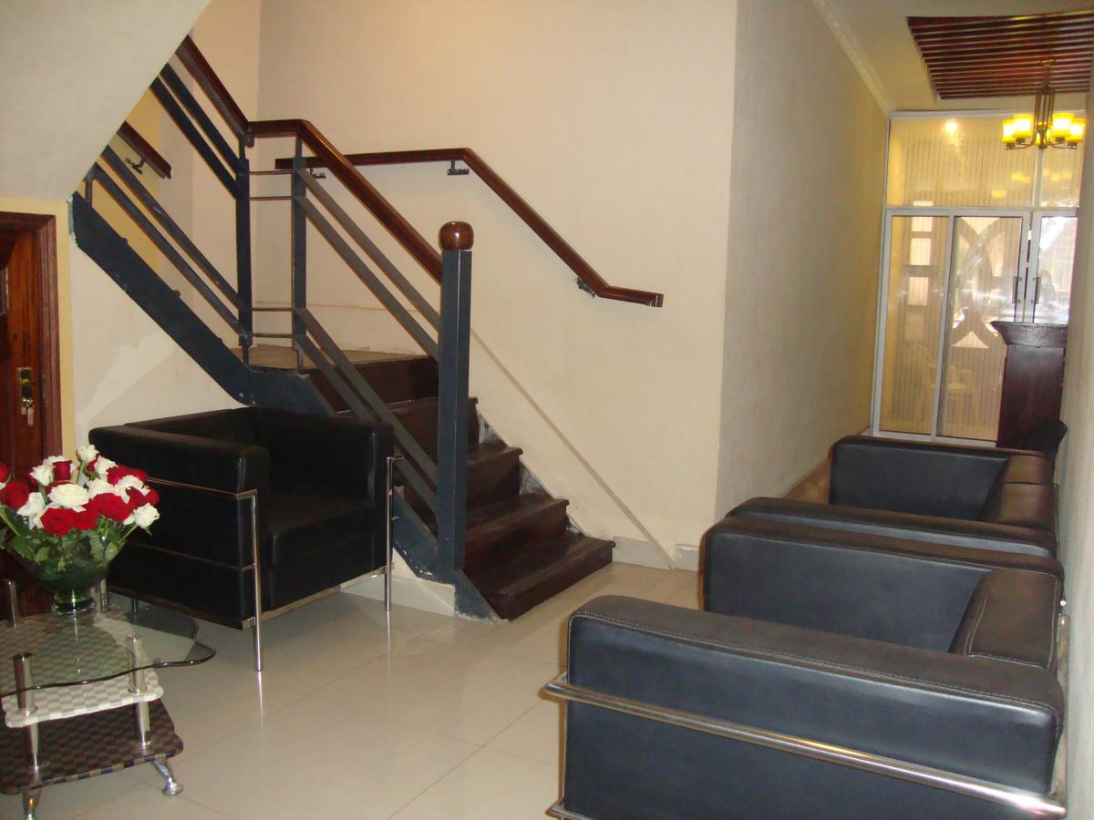 Ash White Hotel ไนโรบี ภายนอก รูปภาพ