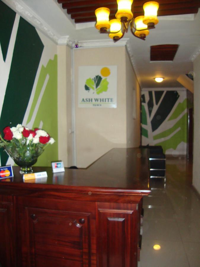 Ash White Hotel ไนโรบี ภายนอก รูปภาพ