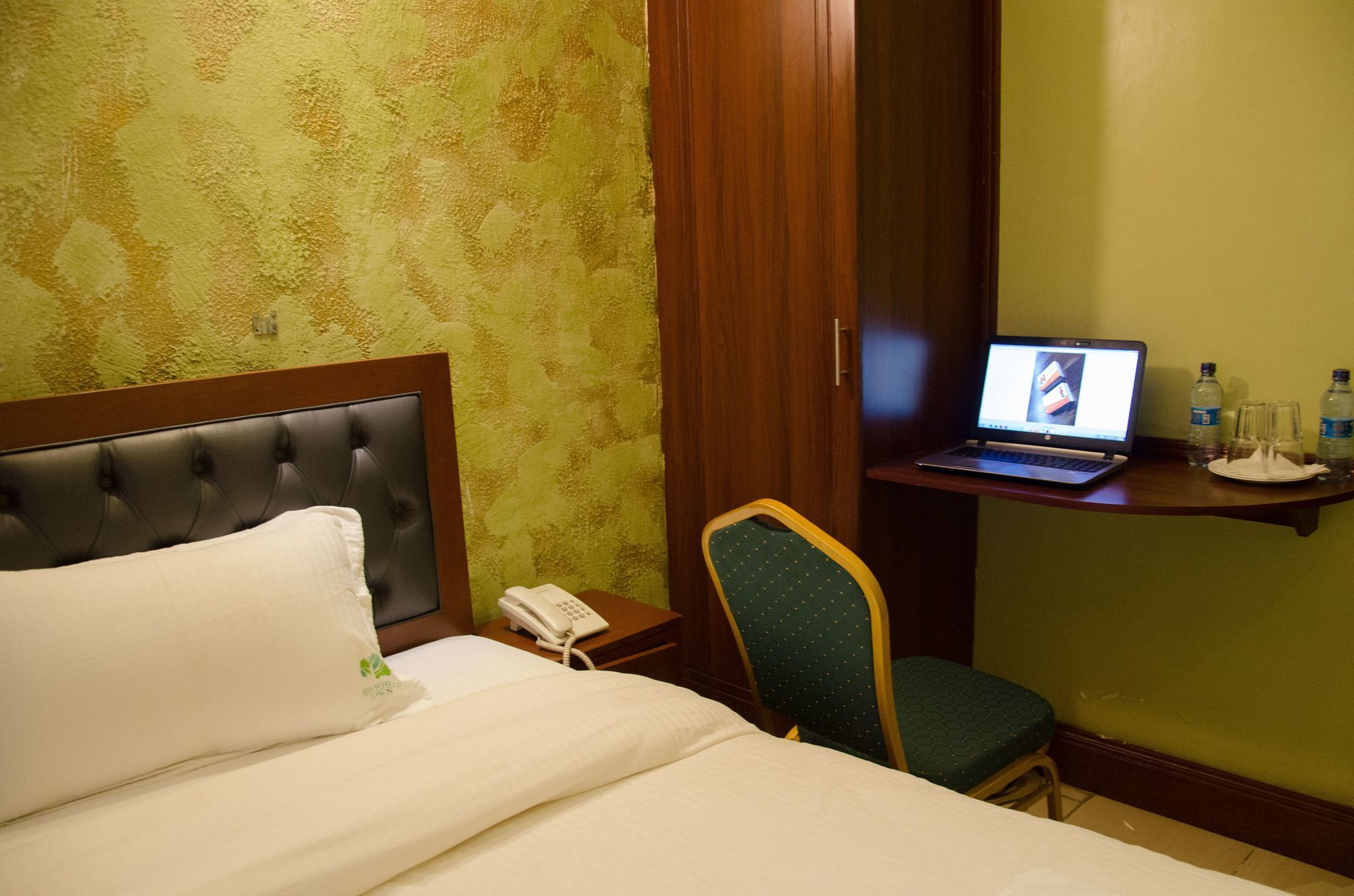 Ash White Hotel ไนโรบี ภายนอก รูปภาพ